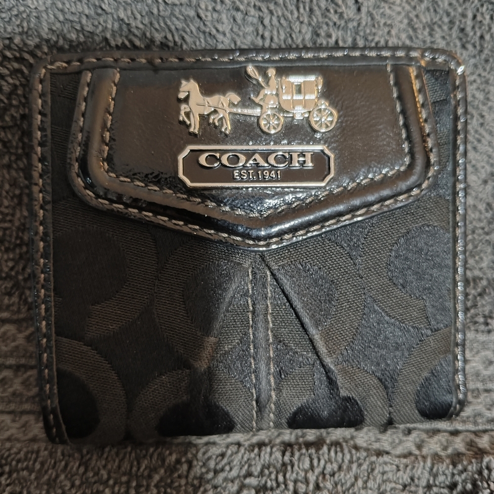 Coach mini snap closure wallet